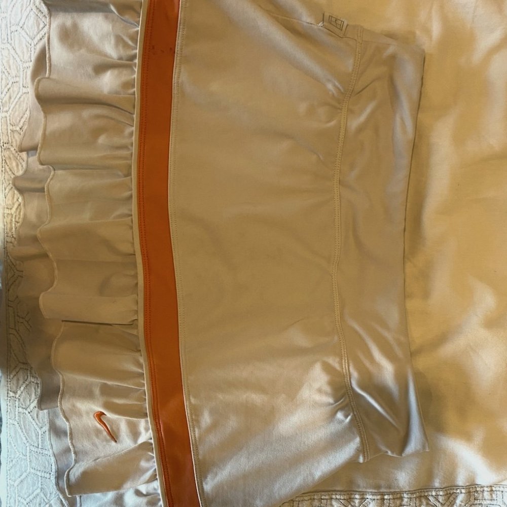 NIKE tennis skirt - white and peach